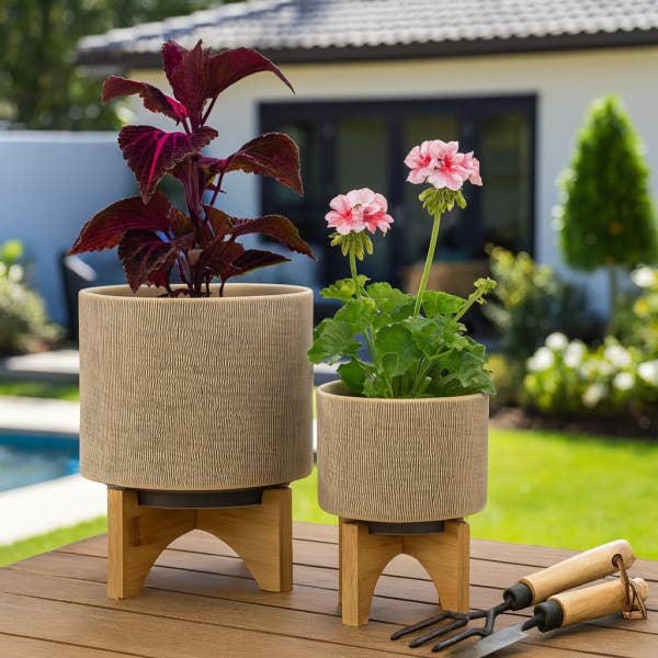 Planters On Stands Set of 2 - Tan Ceramic Mesh, 5/8 in.