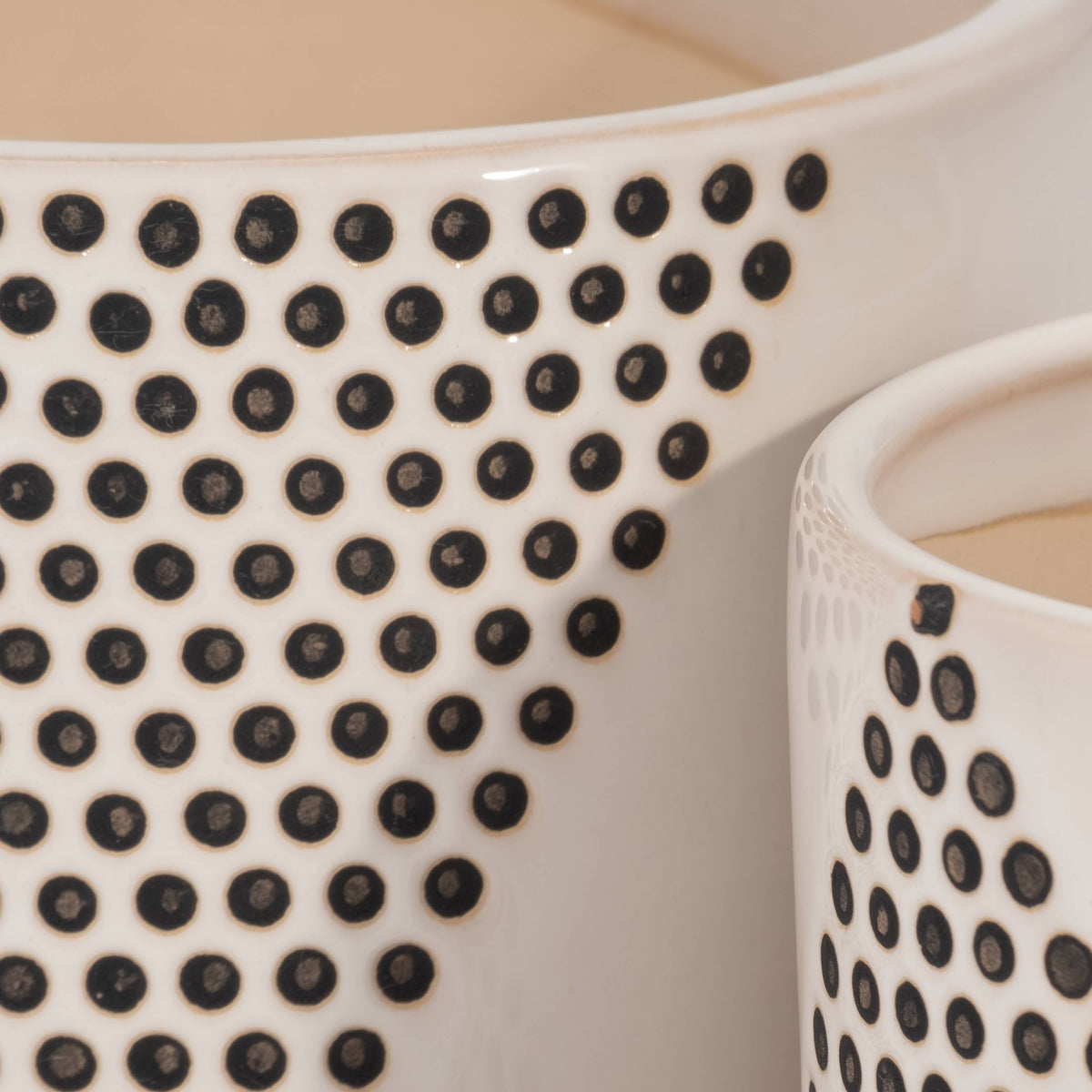 Planters Set of 2 - White Ceramic Triangle Dots, 6/8 in.