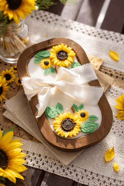 Wooden Sunflower Candle – Handcrafted Floral Soy Wax Candle – Rustic Home Decor Gift