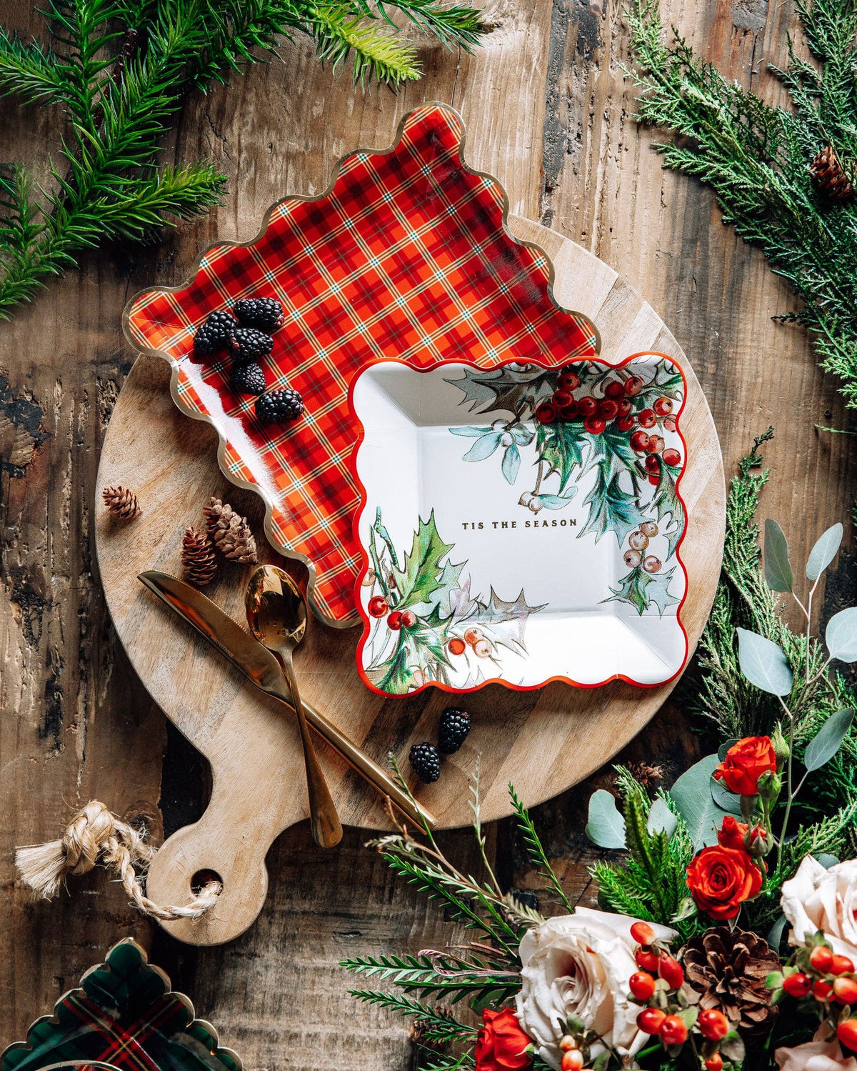 Holly Square Scalloped Plate