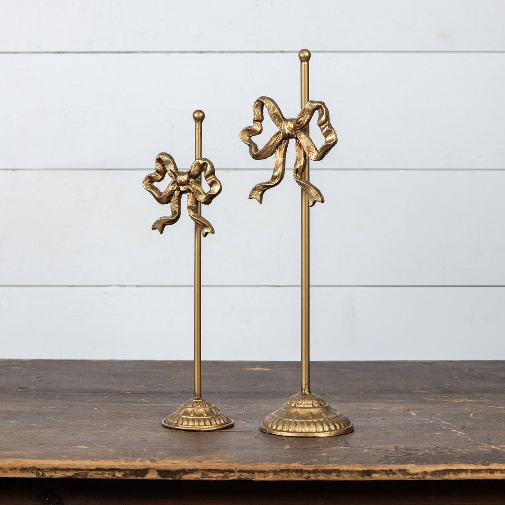 18.25" GOLD WREATH STAND W/ BOW