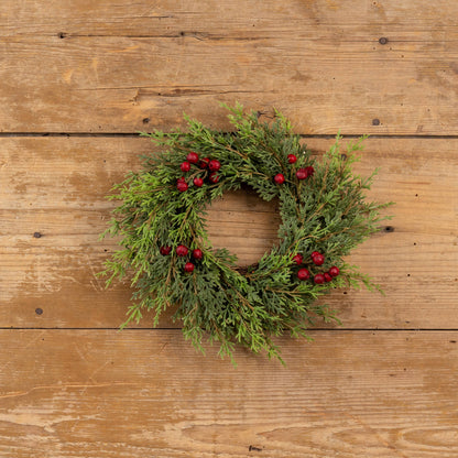 12" SOFT CEDAR & RED BERRY CANDLE RING