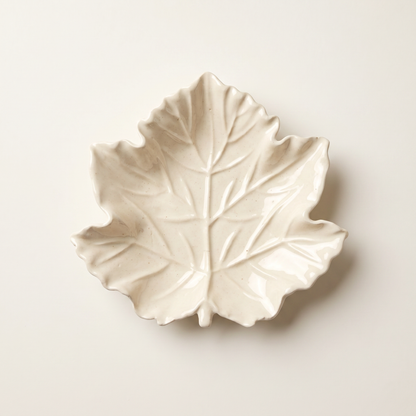 Maple Leaf Tray, Gypsum White 6"